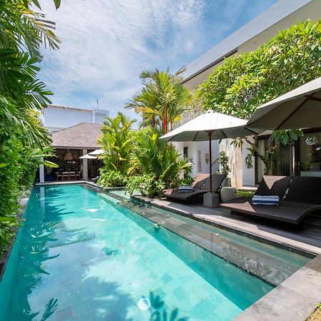 Villa Nikaia By Villa Finder Seminyak Exterior foto